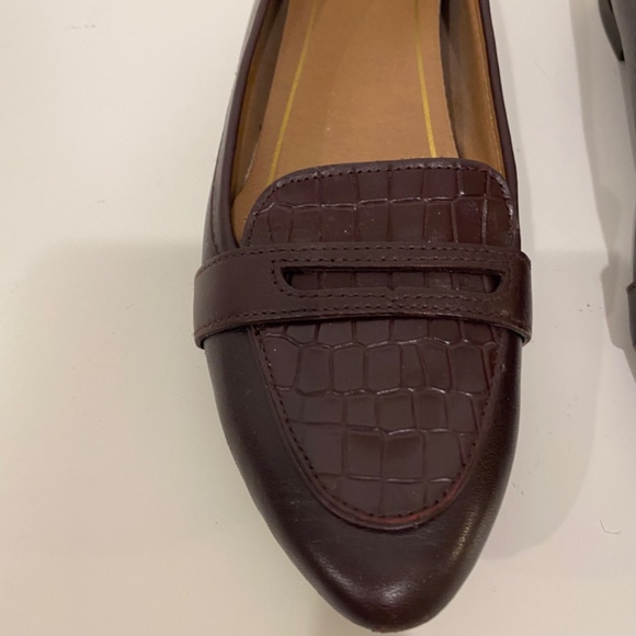 Vionic Savannah Dark Academia Brown Flat Loafer Work Shoes Size 7.5 - Picture 8 of 8